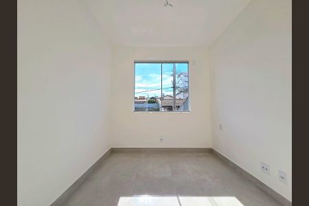 Casa à venda com 130m², 3 quartos e 2 vagasQuarto