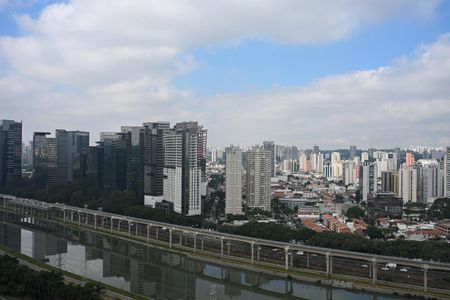 Vista de apartamento para alugar com 3 quartos, 140m² em Jardim Fonte do Morumbi, São Paulo