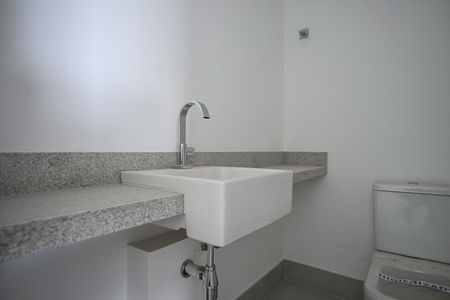 Apartamento para alugar com 140m², 3 quartos e 2 vagasLavabo