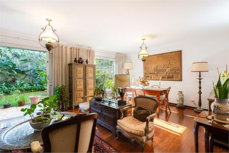 Casa à venda com 3 quartos, 186m² em Campo Belo, São Paulo