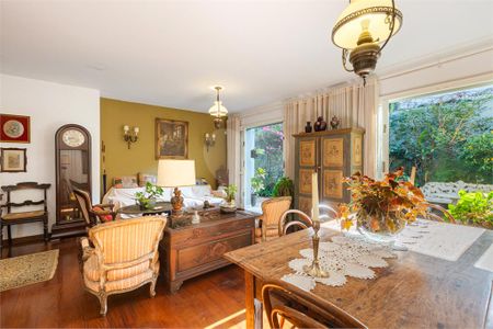 Casa à venda com 3 quartos, 186m² em Campo Belo, São Paulo