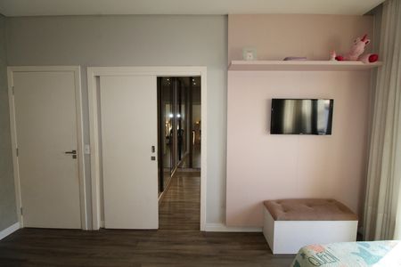 Casa de condomínio para alugar com 376m², 5 quartos e 4 vagasSuíte 1