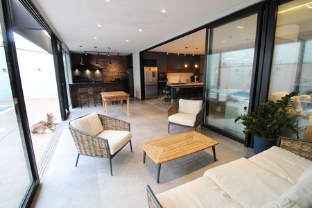 Casa de condomínio para alugar com 376m², 5 quartos e 4 vagasÁrea gourmet