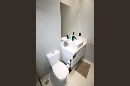 Casa de condomínio para alugar com 376m², 5 quartos e 4 vagasBanheiro da Suíte 3