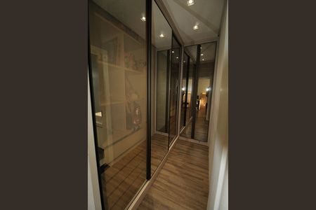 Casa de condomínio para alugar com 376m², 5 quartos e 4 vagasSuíte 1