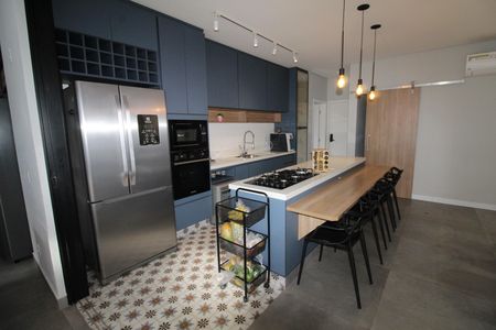 Casa de condomínio para alugar com 376m², 5 quartos e 4 vagasCozinha