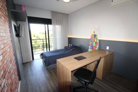 Casa de condomínio para alugar com 376m², 5 quartos e 4 vagasSuíte 4