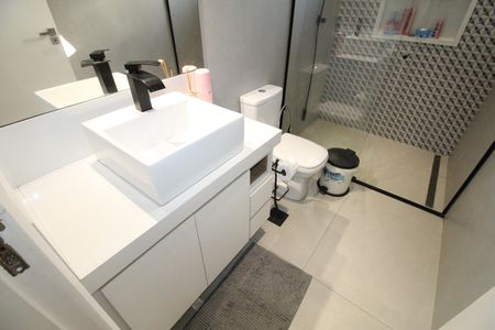 Casa de condomínio para alugar com 376m², 5 quartos e 4 vagasBanheiro da Suíte 1
