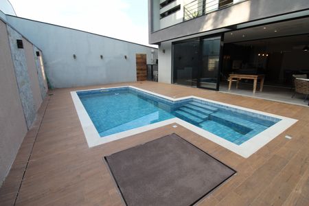 Casa de condomínio para alugar com 376m², 5 quartos e 4 vagasPiscina