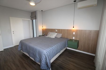 Casa de condomínio para alugar com 376m², 5 quartos e 4 vagasSuíte 2