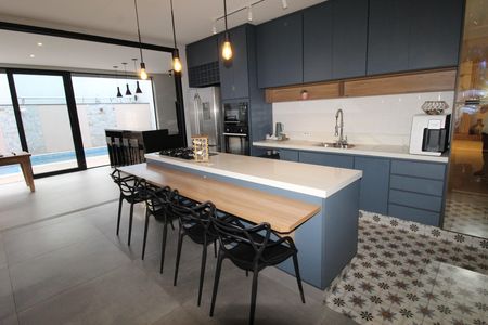 Casa de condomínio para alugar com 376m², 5 quartos e 4 vagasCozinha