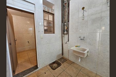 Casa de condomínio à venda com 61m², 2 quartos e 1 vagaÁrea de Serviço