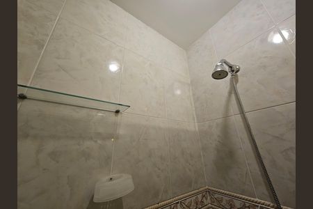 Casa de condomínio à venda com 61m², 2 quartos e 1 vagaBanheiro 