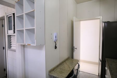 Apartamento à venda com 115m², 3 quartos e 2 vagasCozinha