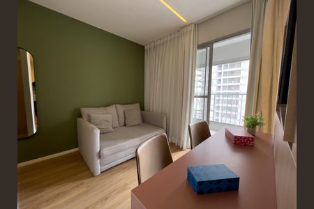 Apartamento para alugar com 38m², 1 quarto e sem vaga