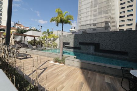 Apartamento para alugar com 38m², 1 quarto e sem vagaÁrea comum - Piscina