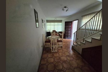 Casa à venda com 3 quartos, 178m² em Vila Nair, São Paulo