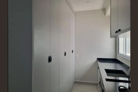 Cozinha de apartamento para alugar com 2 quartos, 50m² em Jardins do Império, Indaiatuba