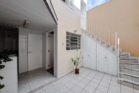 Casa à venda com 150m², 4 quartos e 2 vagasÁrea externa