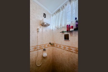Casa à venda com 150m², 4 quartos e 2 vagasBanheiro