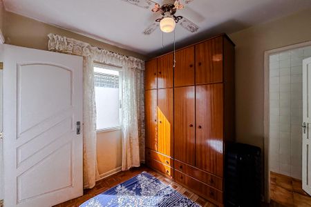 Casa à venda com 150m², 4 quartos e 2 vagasQuarto de Serviço