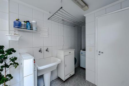 Casa à venda com 150m², 4 quartos e 2 vagasÁrea externa