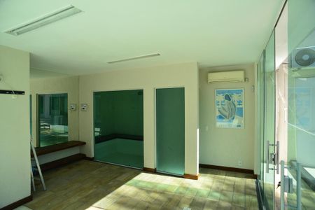 Sauna de casa de condomínio para alugar com 3 quartos, 800m² em Barra da Tijuca, Rio de Janeiro