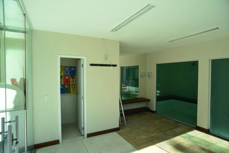 Sauna de casa de condomínio para alugar com 3 quartos, 800m² em Barra da Tijuca, Rio de Janeiro