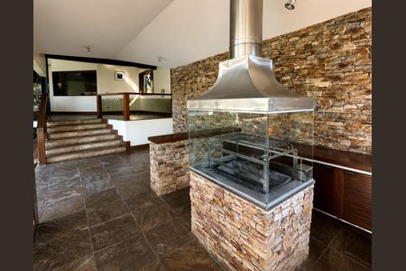 Casa à venda com 2281m², 6 quartos e 6 vagas Casa à venda com 2281m², 6 quartos e 6 vagasFoto 15