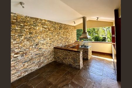 Casa à venda com 2281m², 6 quartos e 6 vagas Casa à venda com 2281m², 6 quartos e 6 vagasFoto 14