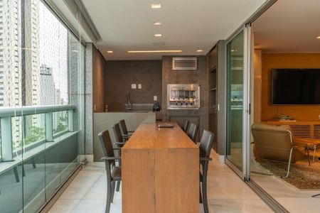 Foto 11 de apartamento à venda com 4 quartos, 259m² em Jardim da Torre, Nova Lima