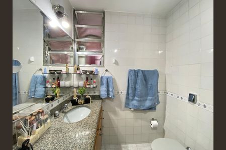 Apartamento para alugar com 70m², 2 quartos e 1 vaga