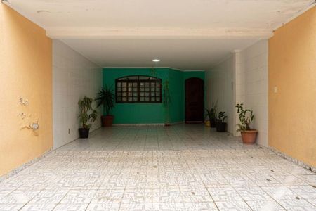 Casa à venda com 198m², 3 quartos e 4 vagas