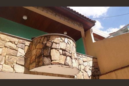 Casa à venda com 198m², 3 quartos e 4 vagas