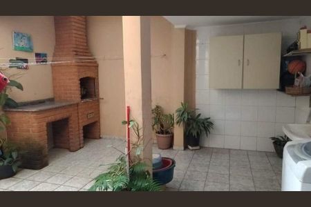 Casa à venda com 198m², 3 quartos e 4 vagas