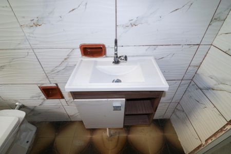 Banheiro de casa para alugar com 1 quarto, 65m² em Casa Verde Alta, São Paulo