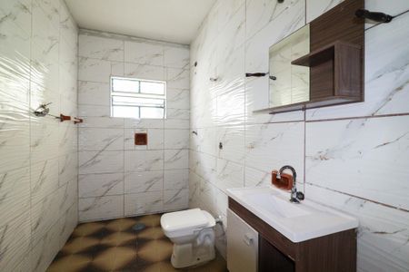 Banheiro de casa para alugar com 1 quarto, 65m² em Casa Verde Alta, São Paulo