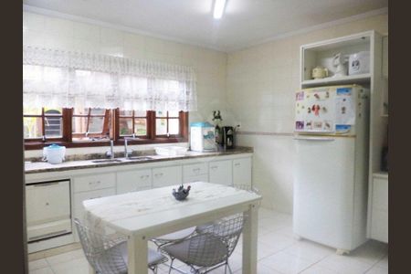 Casa à venda com 3 quartos, 350m² em Vila Congonhas, São Paulo