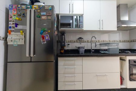 Casa de condomínio à venda com 199m², 3 quartos e 2 vagas Casa de condomínio à venda com 199m², 3 quartos e 2 vagasCozinha