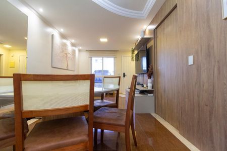 Casa de condomínio à venda com 199m², 3 quartos e 2 vagas Casa de condomínio à venda com 199m², 3 quartos e 2 vagasSala