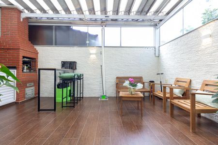 Casa de condomínio à venda com 199m², 3 quartos e 2 vagas Casa de condomínio à venda com 199m², 3 quartos e 2 vagasÁrea gourmet