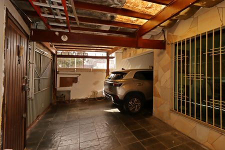 Garagem de casa à venda com 3 quartos, 300m² em Jardim Bela Vista, Santo André