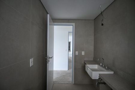 Apartamento para alugar com 140m², 3 quartos e 2 vagasBanheiro Suíte 2