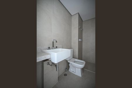 Apartamento para alugar com 140m², 3 quartos e 2 vagasBanheiro Suíte 1