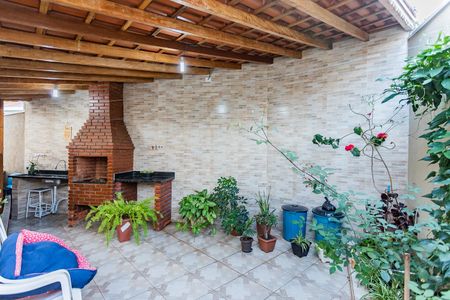 Casa à venda com 91m², 3 quartos e 2 vagas Casa à venda com 91m², 3 quartos e 2 vagasEspaço Gourmet