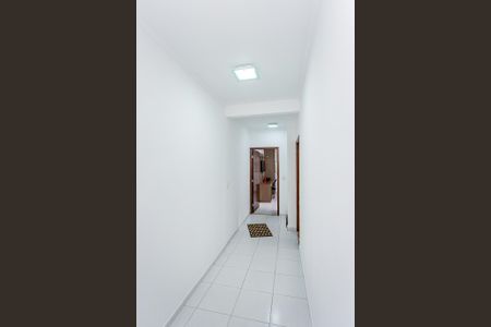 Casa à venda com 91m², 3 quartos e 2 vagas Casa à venda com 91m², 3 quartos e 2 vagasCorredor