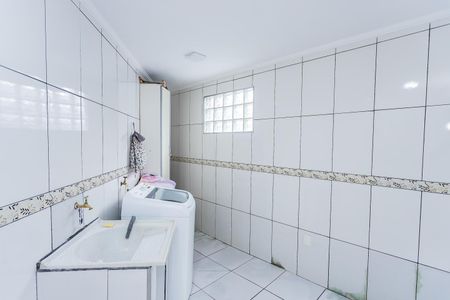 Casa à venda com 91m², 3 quartos e 2 vagas Casa à venda com 91m², 3 quartos e 2 vagasÁrea de Serviço