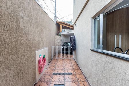 Casa à venda com 91m², 3 quartos e 2 vagas Casa à venda com 91m², 3 quartos e 2 vagasCorredor