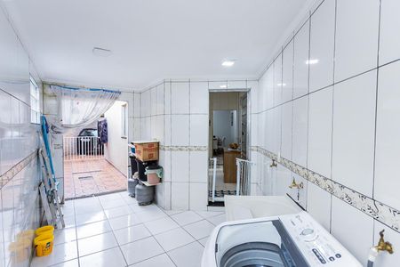 Casa à venda com 91m², 3 quartos e 2 vagas Casa à venda com 91m², 3 quartos e 2 vagasÁrea de Serviço