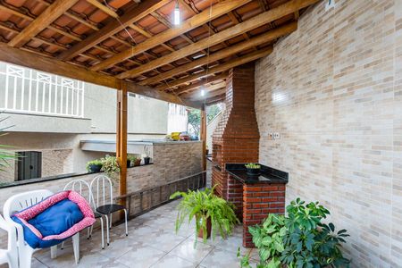 Casa à venda com 91m², 3 quartos e 2 vagas Casa à venda com 91m², 3 quartos e 2 vagasEspaço Gourmet